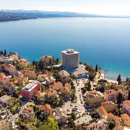 Apartment Abau Apartment- 50m To The Sea *