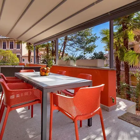 Abau Apartment- 50m To The Sea